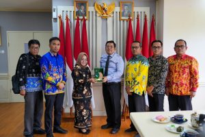 Hj. Elfianah,S.E.Jalin Silaturahmi dengan Kepala Badan Pangan Nasional