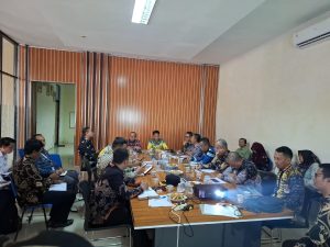 Camat Simpang Pematang Hadiri Rapat Sinkronisasi Pembinaan dan Pengawasan Desa