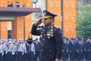 Guyuran Hujan Tak Halangi Semangat Personel Polda Lampung Peringati HUT ke-81 Kemerdekaan RI
